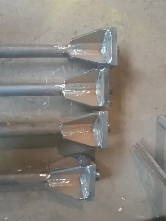 Anker mit Ankerplatten