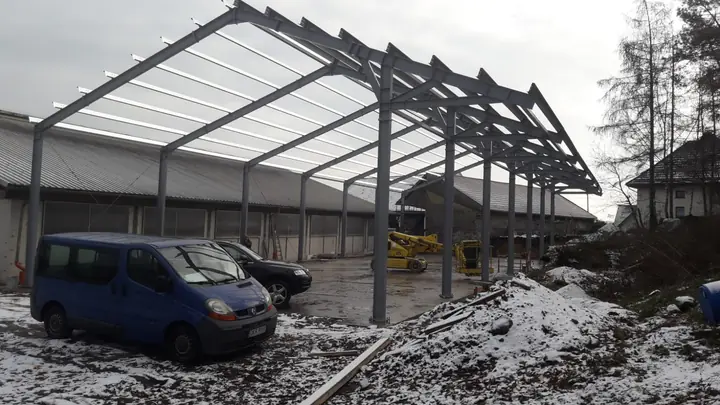 Stahlhallen-Tragwerk