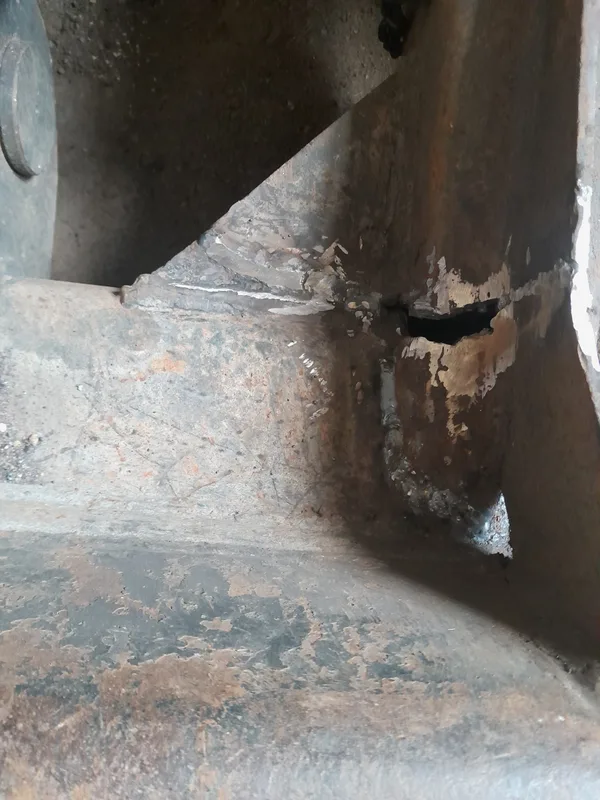 Reparaturen von Maschinenbauteilen und Schweißarbeiten