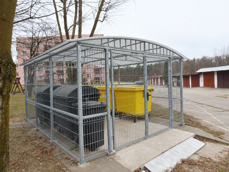 Mülltonnenüberdachungen