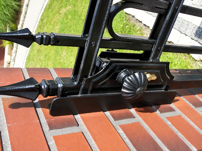 Zaun und passendes Balkongeländer