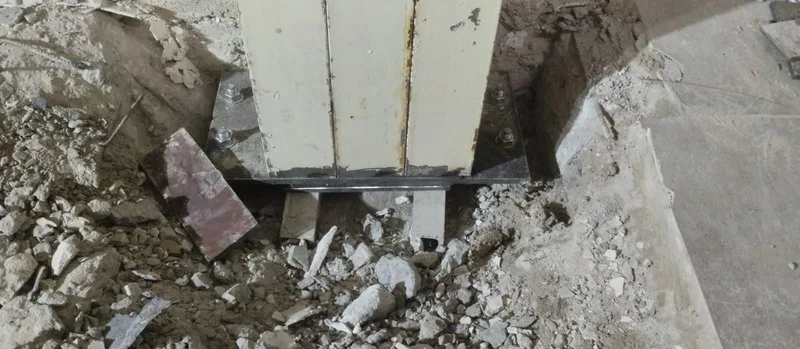 Stürze und Verstärkung von Öffnungen